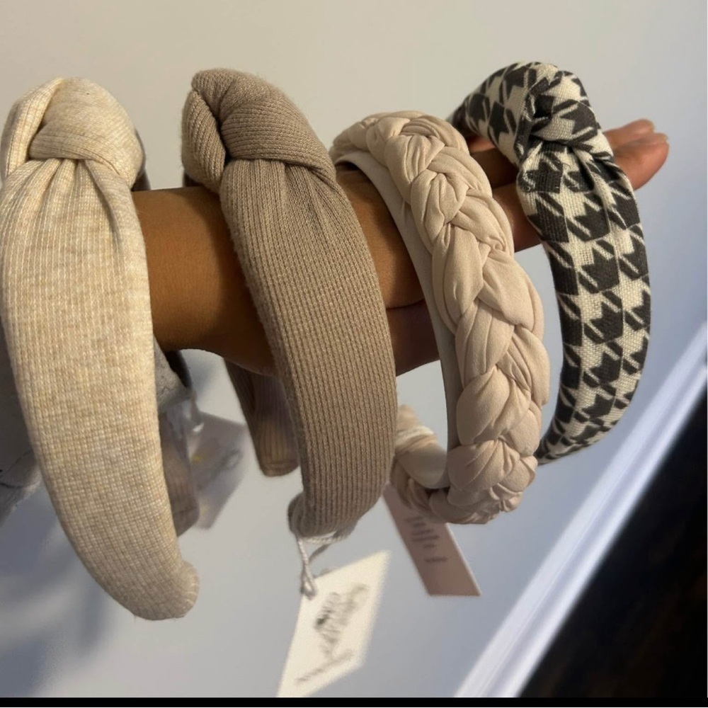 4 headbands new unused